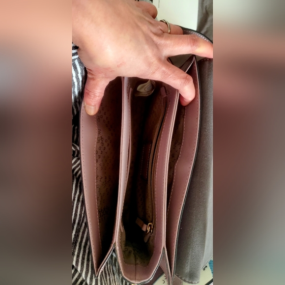 Oryany Structured Sling Bag - Picture 9 of 11